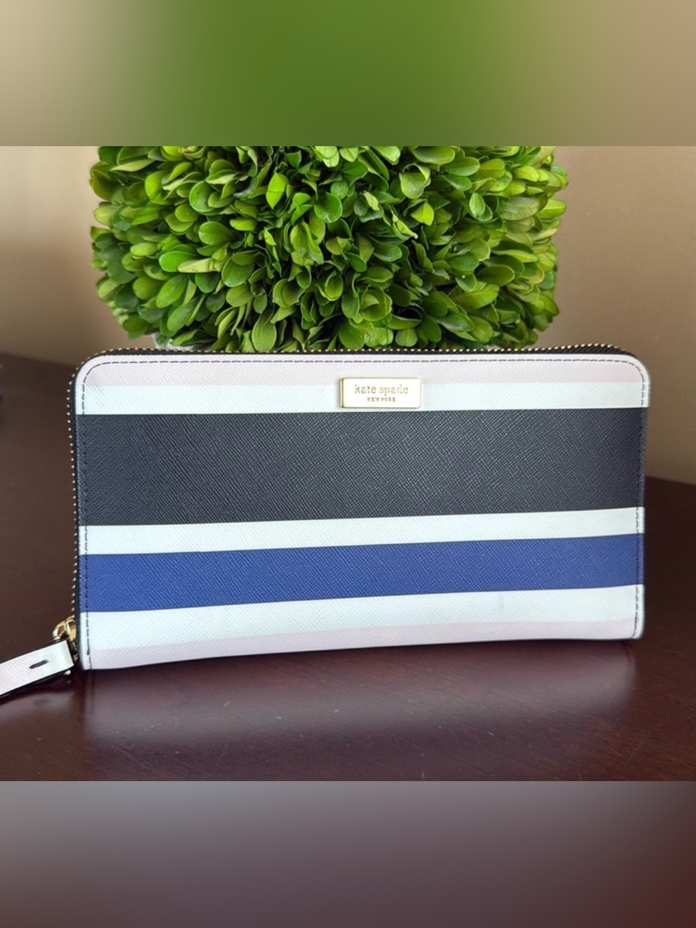 KATE SPADE ♠️ New York 🖤Neda🖤 LAUREL WAY PRINTED CRUISE STRIPE WALLET 🌟EUC🌟 - Picture 16 of 17